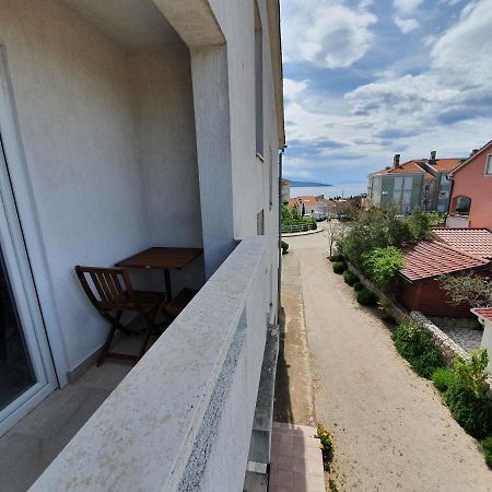 Apartmani Bozic-Tokic Krk Town Eksteriør billede
