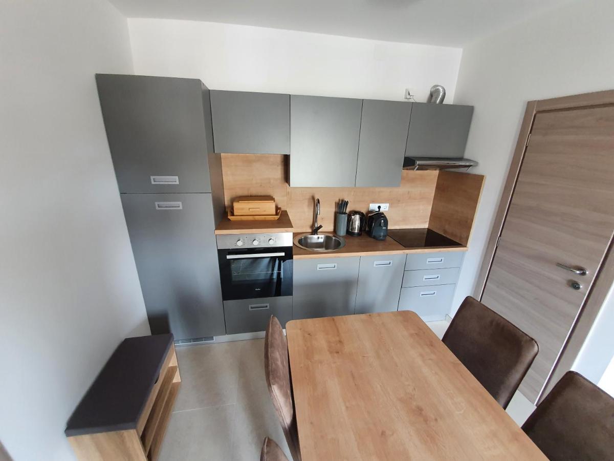Apartmani Bozic-Tokic Krk Town Eksteriør billede